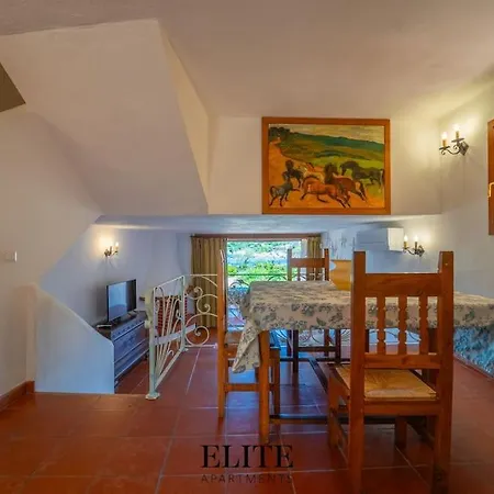 Apartment Pevero Con Accesso A Mare Privato E Piscina Porto Cervo