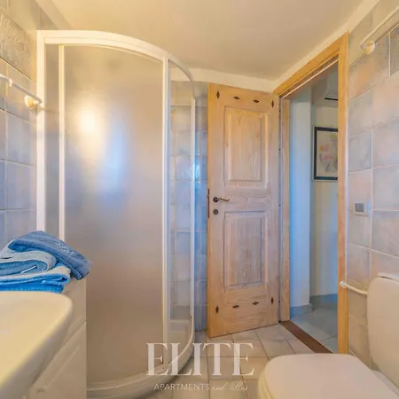 Piccolo Pevero - Accesso A Mare Privato E Piscina Apartamento