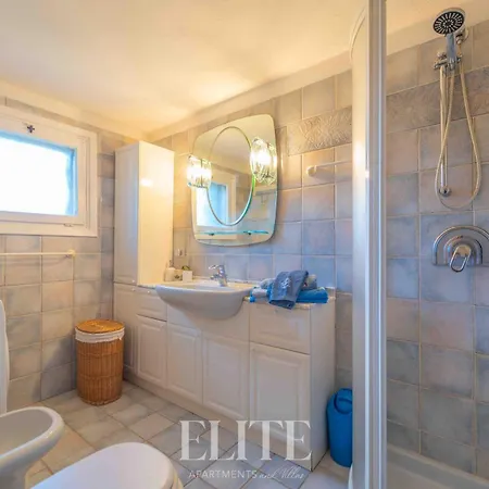 Apartamento Piccolo Pevero - Accesso A Mare Privato E Piscina
